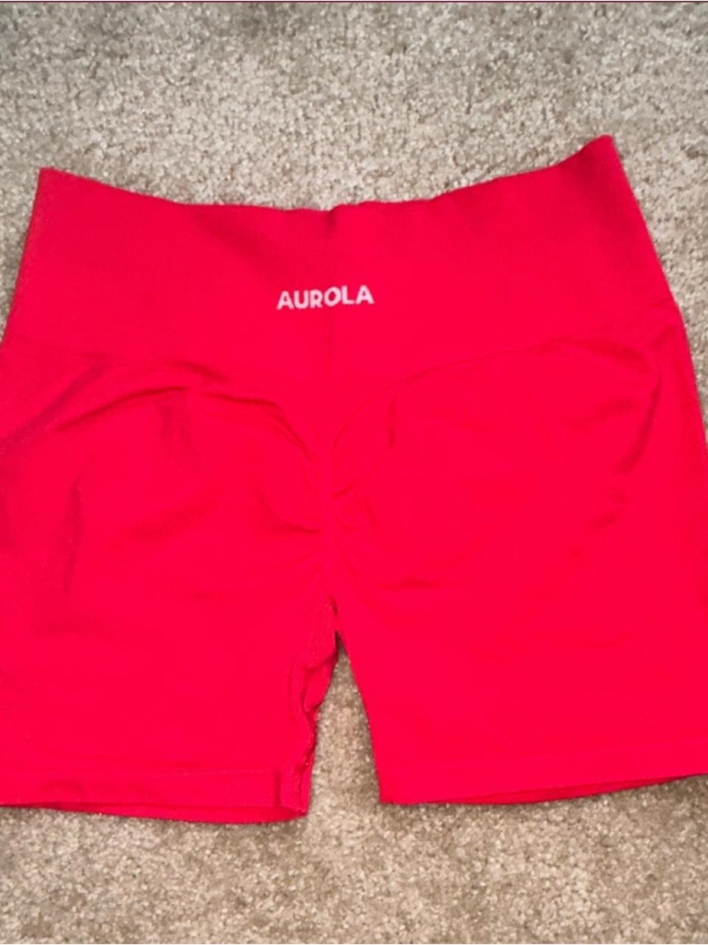 Aurola Women's Red High-Waist Scrunch Active Shorts